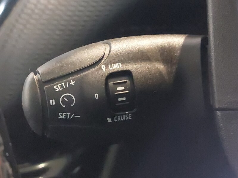 Used Peugeot 2008 2018 for sale - 78202714: Photo 18