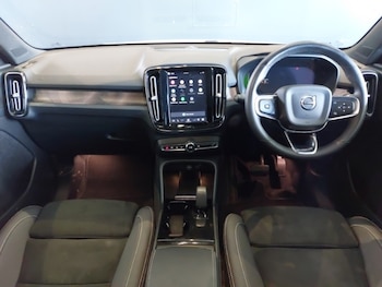 Used Volvo C40 2023 for sale - 79432821: Photo