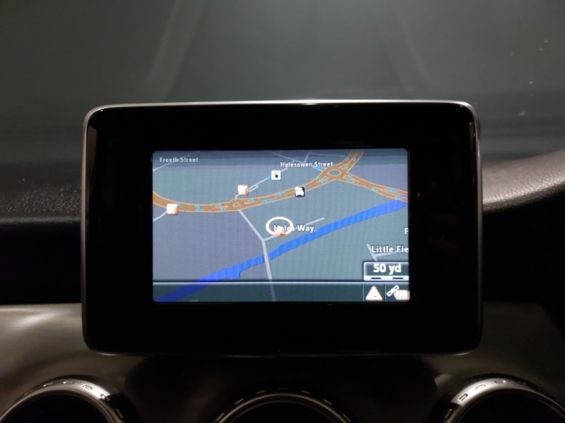 Used Mercedes-Benz GLA 2015 for sale - 76583505: Photo 14