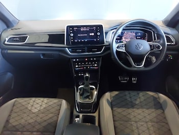 Used Volkswagen T-Roc 2023 for sale - 79263381: Photo