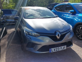 Used Renault Clio 2023 for sale - 78653802: Photo
