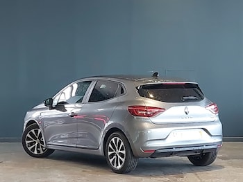 Used Renault Clio 2023 for sale - 78653802: Photo