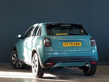 Used Fiat 600 2025 for sale - 76609959: Photo