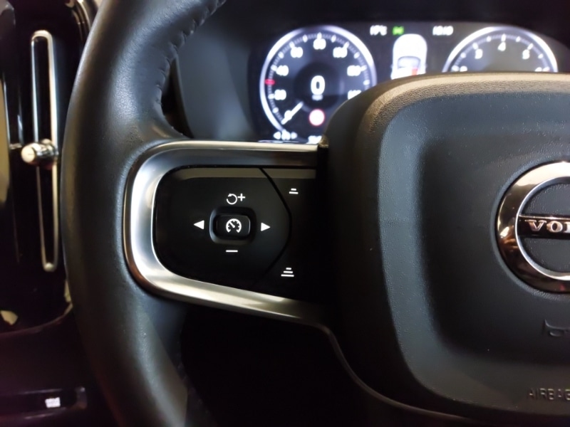 Used Volvo XC40 2021 for sale - 76579489: Photo 10