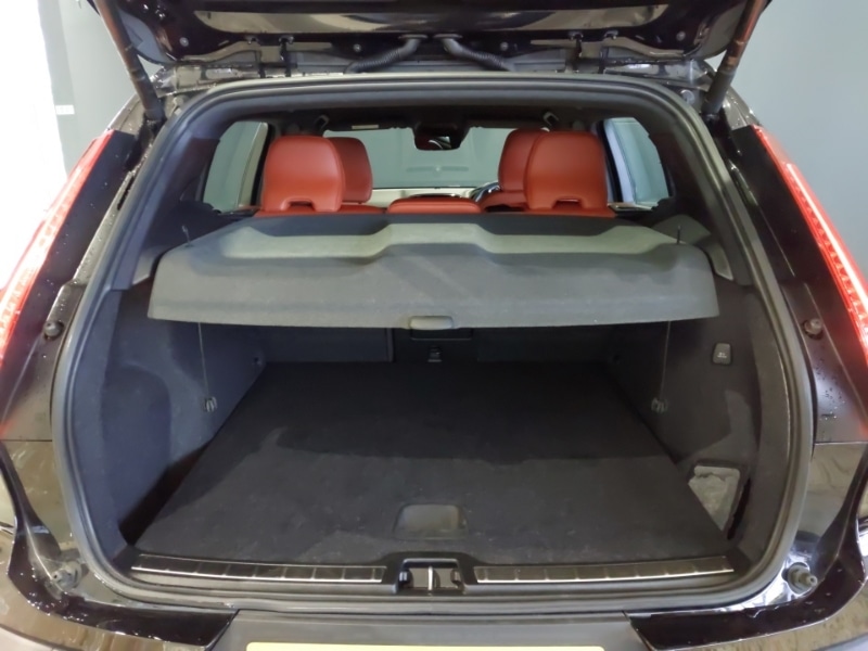 Used Volvo XC40 2021 for sale - 76579489: Photo 8