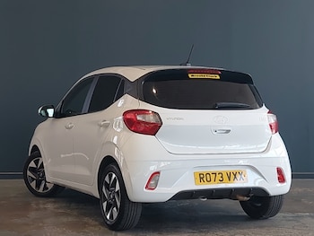 Used Hyundai i10 2023 for sale - 75530624: Photo