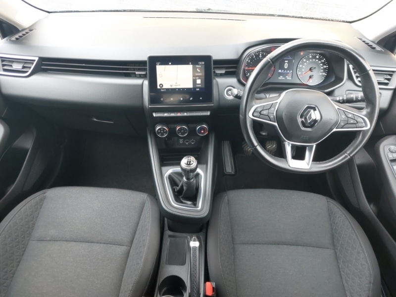 Used Renault Clio 2020 for sale - 77815535: Photo 2