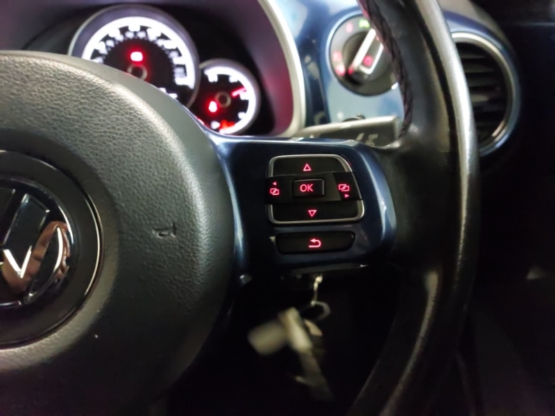 Used Volkswagen Beetle 2017 for sale - 76537023: Photo 11