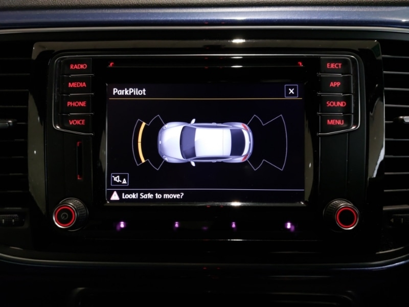 Used Volkswagen Beetle 2017 for sale - 76537023: Photo 12