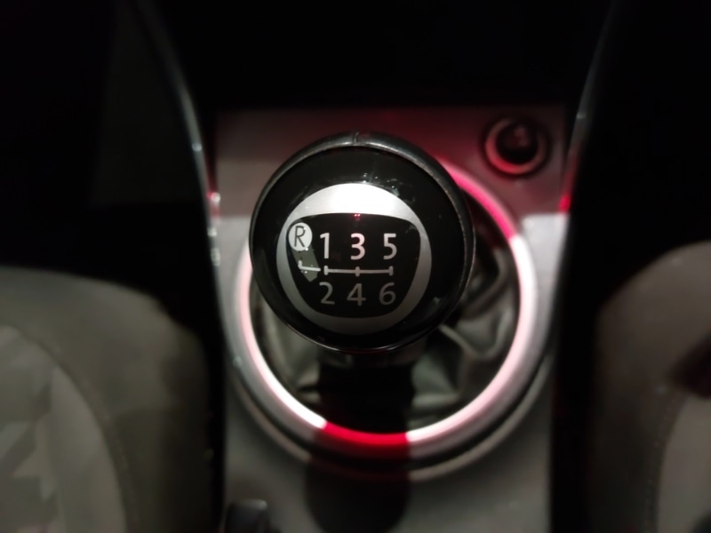 Used Volkswagen Beetle 2017 for sale - 76537023: Photo 17