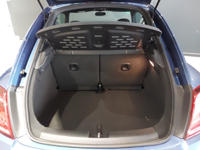 Used Volkswagen Beetle 2017 for sale - 76537023: Photo 8