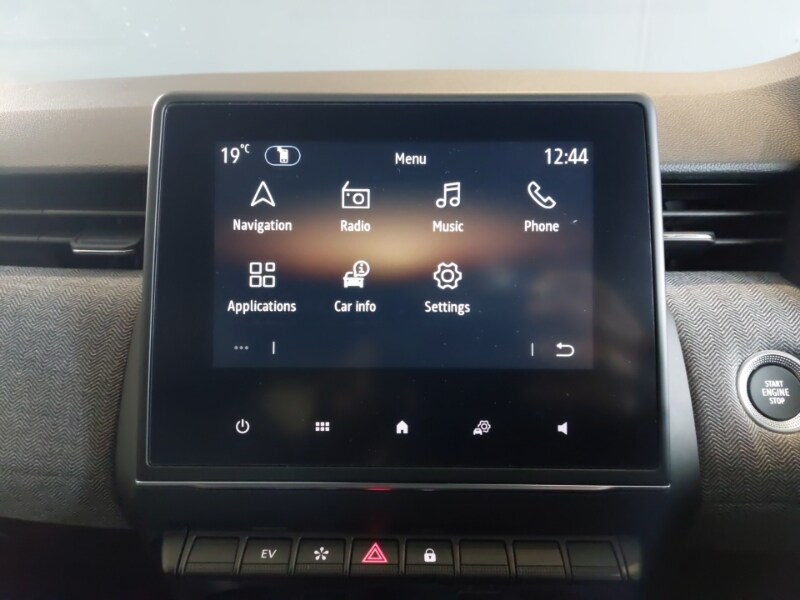 Used Renault Clio 2024 for sale - 78079683: Photo 15