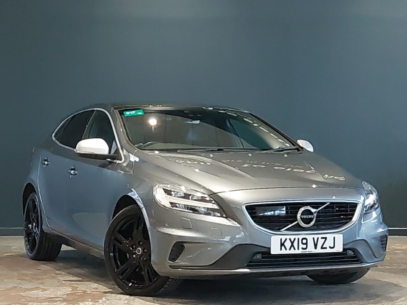 Used Volvo V40 2019 for sale - 76455748: Photo 1