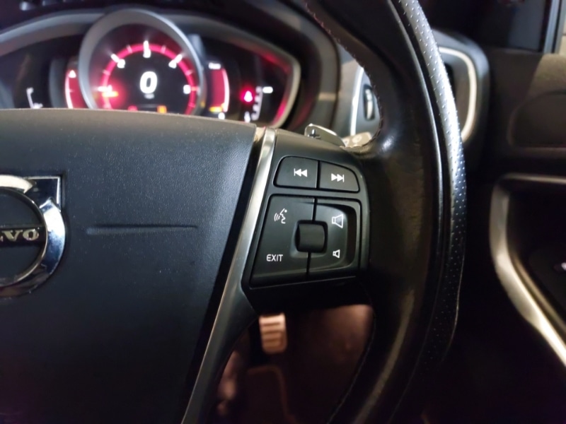 Used Volvo V40 2019 for sale - 76455748: Photo 11