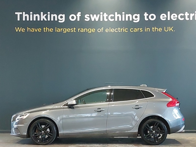 Used Volvo V40 2019 for sale - 76455748: Photo 4