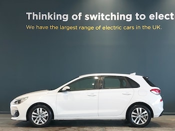 Used Hyundai i30 2020 for sale - 77972126: Photo