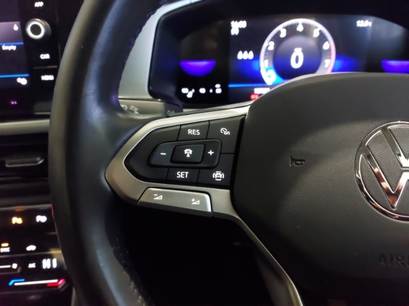 Used Volkswagen T-Roc 2022 for sale - 77265299: Photo 10