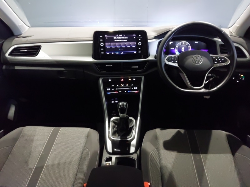 Used Volkswagen T-Roc 2022 for sale - 77265299: Photo 2