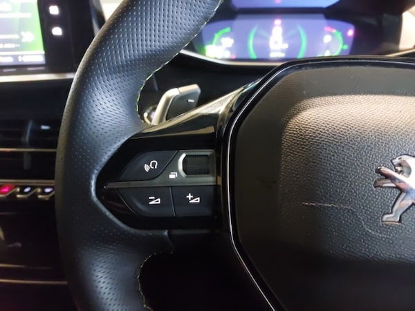 Used Peugeot 208 2020 for sale - 76230098: Photo 10