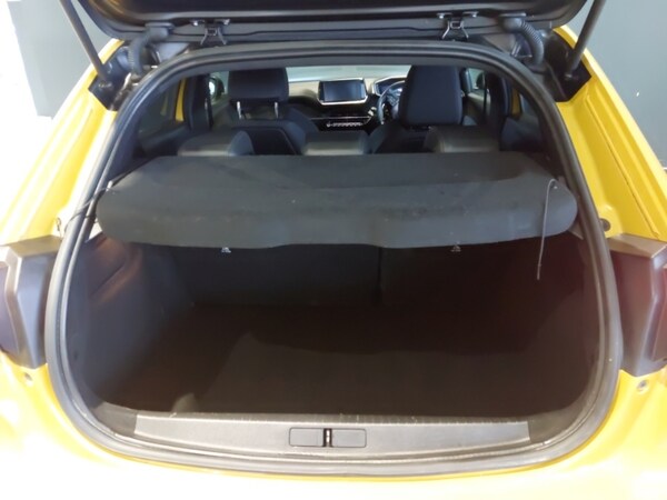 Used Peugeot 208 2020 for sale - 76230098: Photo 8