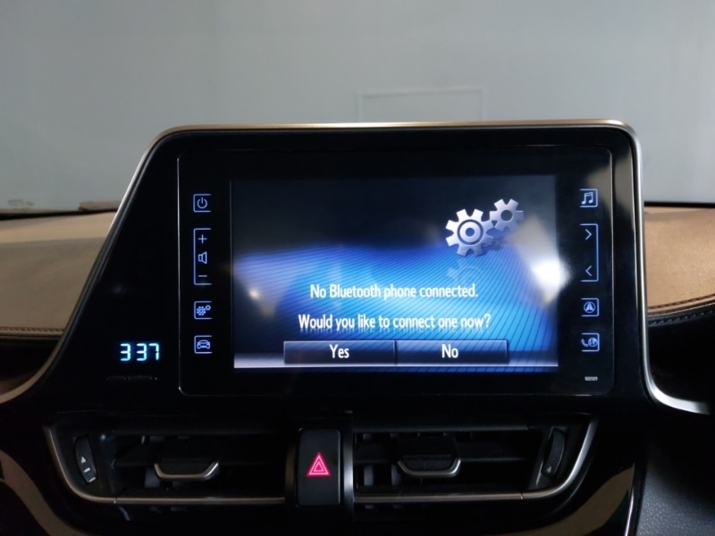 Used Toyota C-HR 2018 for sale - 76403747: Photo 14