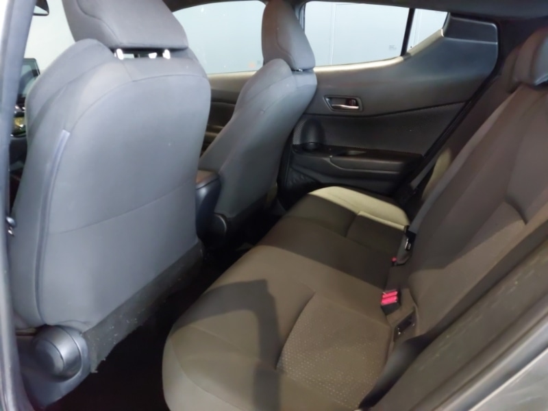 Used Toyota C-HR 2018 for sale - 76403747: Photo 6