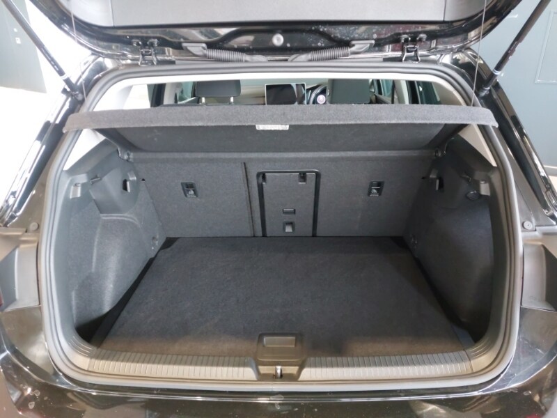 Used Volkswagen Golf 2024 for sale - 78178556: Photo 8