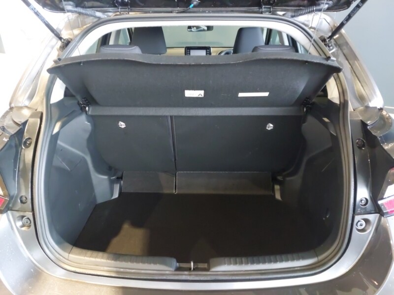 Used Toyota Yaris 2023 for sale - 77689958: Photo 8