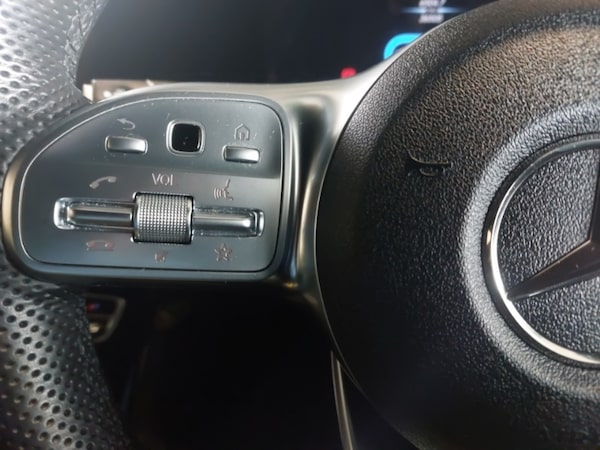Used Mercedes-Benz EQC 2022 for sale - 76293907: Photo 10