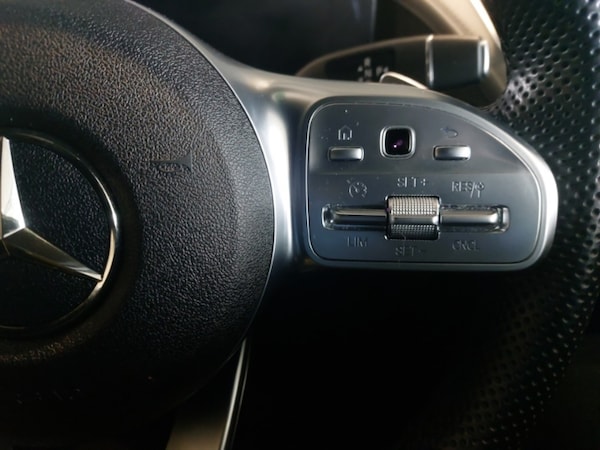 Used Mercedes-Benz EQC 2022 for sale - 76293907: Photo 11
