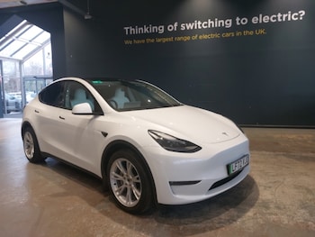 2022 - Long Range AWD 5dr Auto