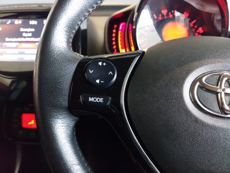 Used Toyota AYGO 2017 for sale - 77782279: Photo 10