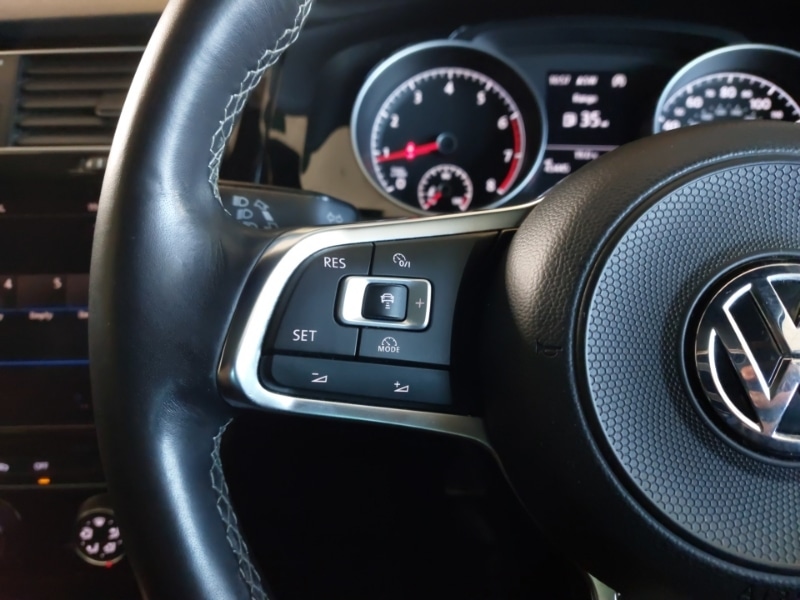 Used Volkswagen Golf 2018 for sale - 76365427: Photo 10