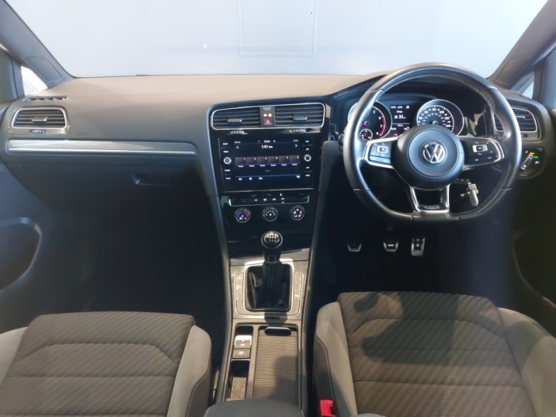 Used Volkswagen Golf 2018 for sale - 76365427: Photo 2