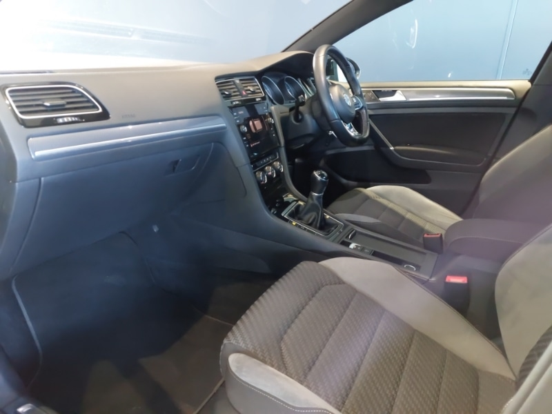 Used Volkswagen Golf 2018 for sale - 76365427: Photo 5