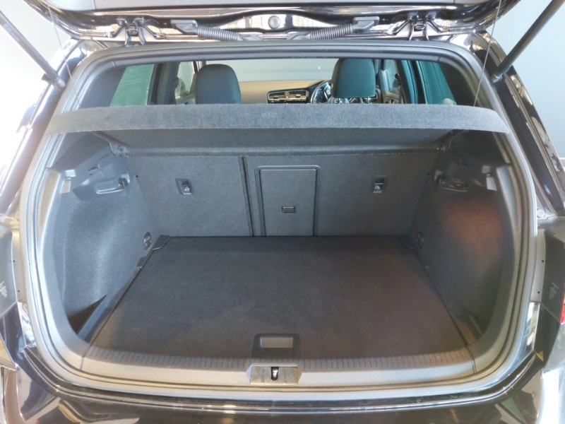 Used Volkswagen Golf 2018 for sale - 76365427: Photo 8