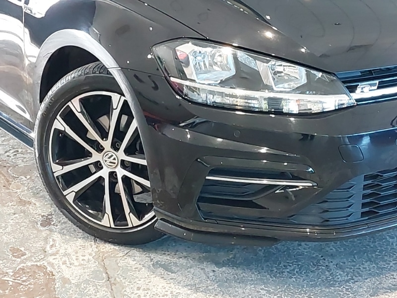 Used Volkswagen Golf 2018 for sale - 76365427: Photo 9