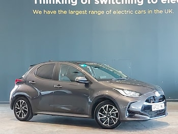 Used Toyota Yaris 2023 for sale - 79120505: Photo