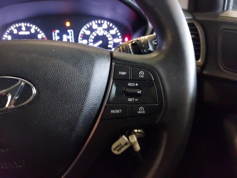 Used Hyundai i20 2016 for sale - 76556623: Photo 11