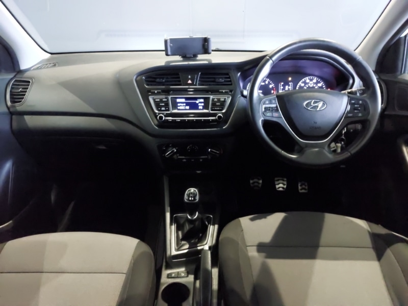 Used Hyundai i20 2016 for sale - 76556623: Photo 2