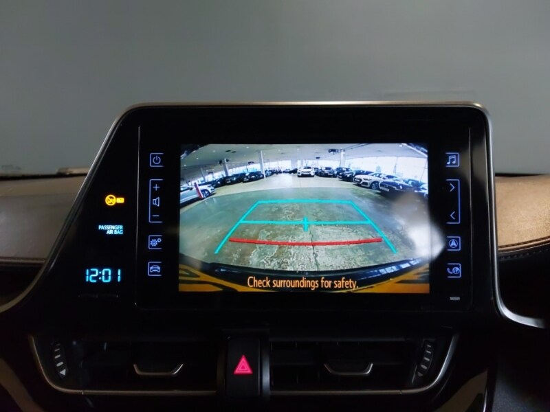 Used Toyota C-HR 2018 for sale - 76543439: Photo 12