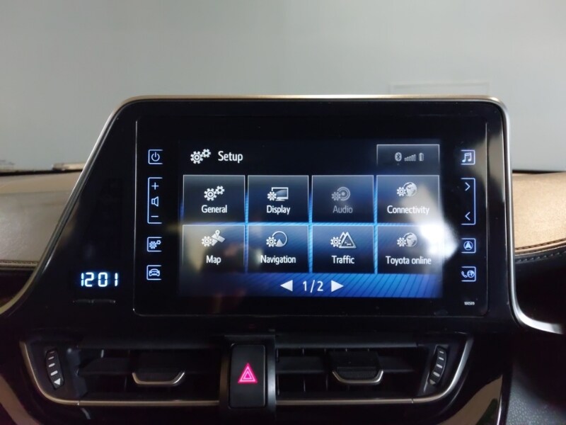 Used Toyota C-HR 2018 for sale - 76543439: Photo 15