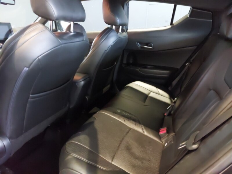 Used Toyota C-HR 2018 for sale - 76543439: Photo 6