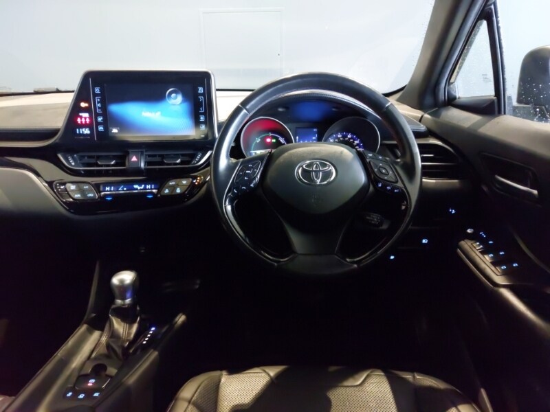 Used Toyota C-HR 2018 for sale - 76543439: Photo 7