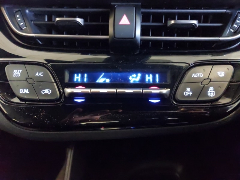 Used Toyota C-HR 2021 for sale - 77404960: Photo 15