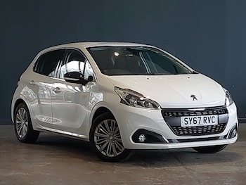 Used Peugeot 208 2017 for sale - 79581435: Photo