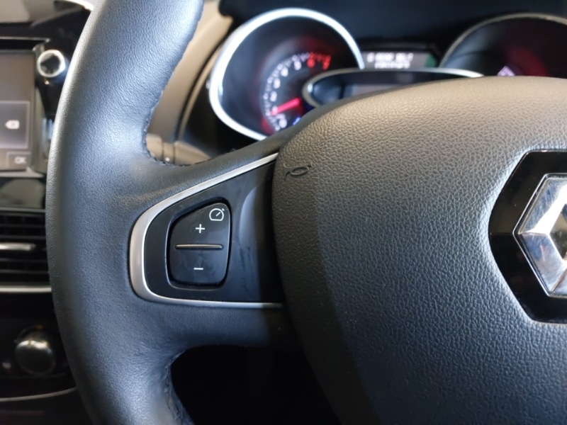 Used Renault Clio 2016 for sale - 76628637: Photo 10