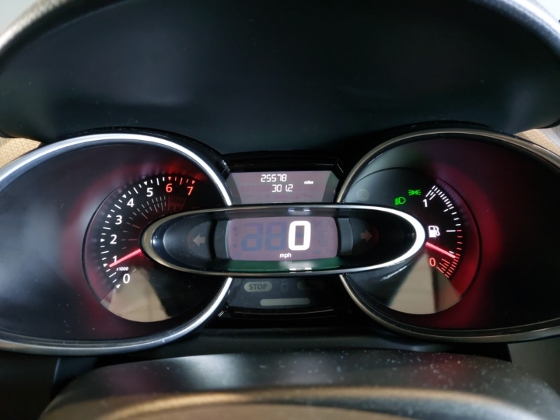 Used Renault Clio 2016 for sale - 76628637: Photo 18