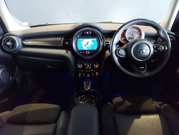 Used MINI Hatch 2018 for sale - 76354408: Photo