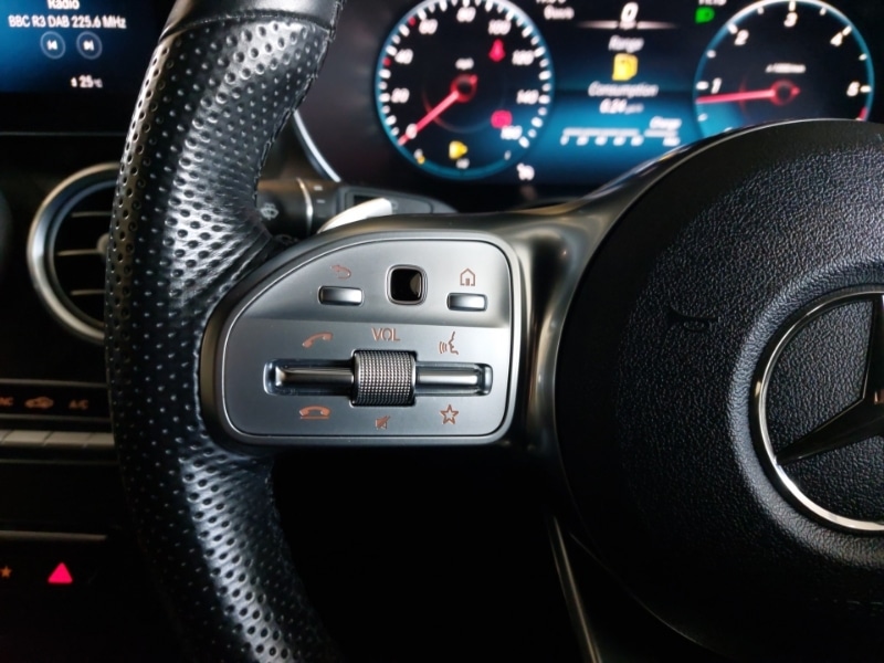 Used Mercedes-Benz GLC 2019 for sale - 76583493: Photo 10